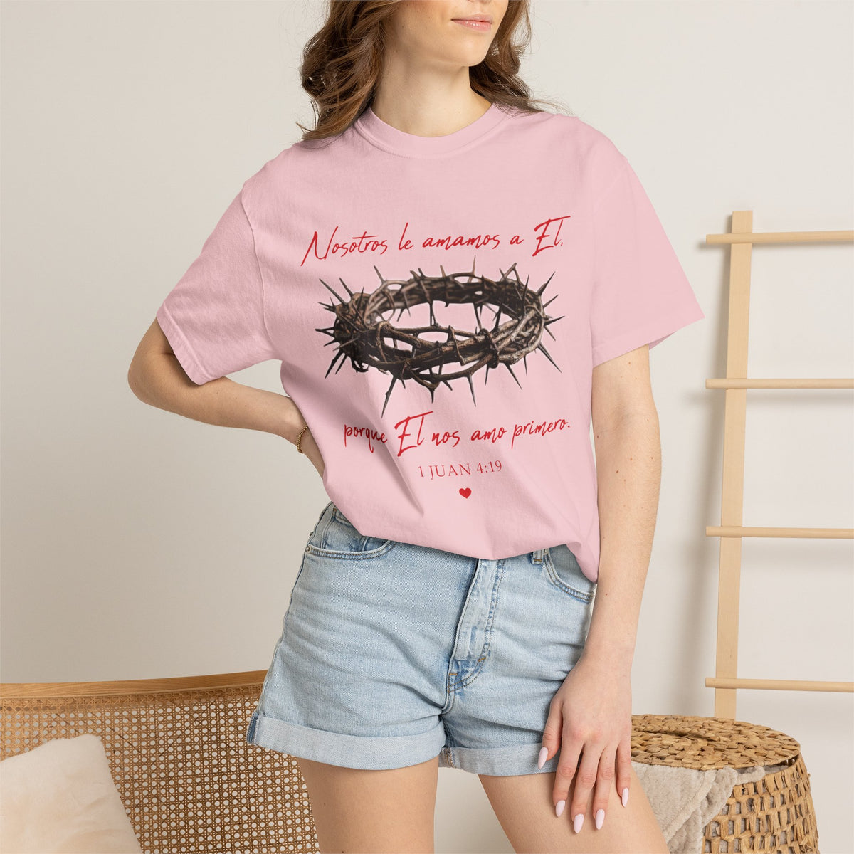 Jesus Crown of Thorns T-Shirt — "Naciste a amarme a Él" Christian Faith Tee