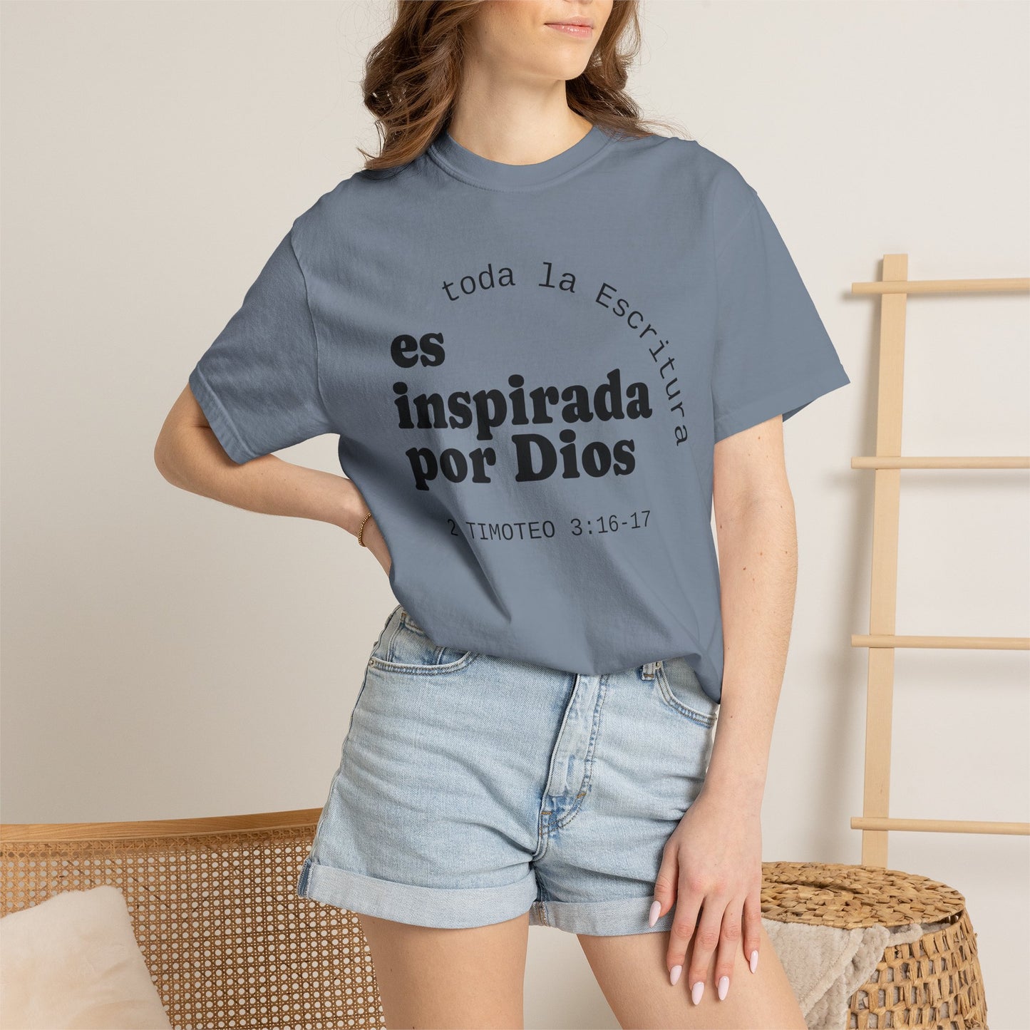 Toda la Escritura es inspirada por Dios  "2 Timoteo 3:16-17" 100% Cotton Shirt