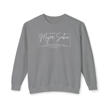 Mujer Sabia Proverbios 14:1 T-Shirt — Spanish Wise Woman Bible Verse