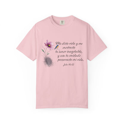 Inspirational Spanish Bible Verse T-Shirt – John 10:12 Floral Tee