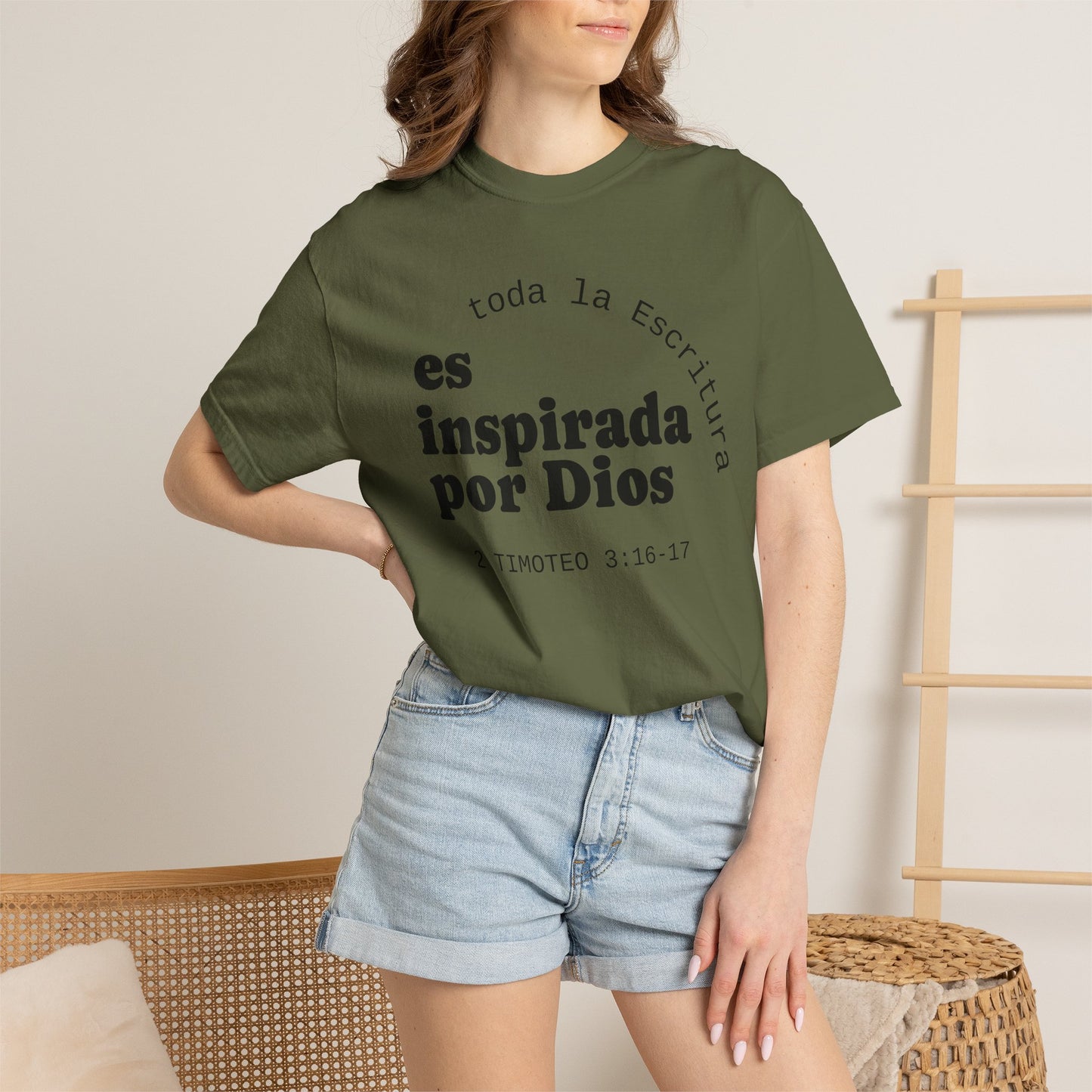 Toda la Escritura es inspirada por Dios  "2 Timoteo 3:16-17" 100% Cotton Shirt