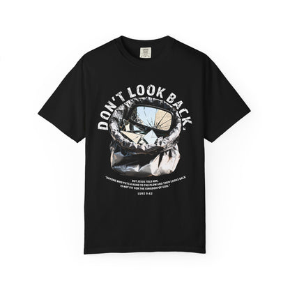 Don't Look Back Luke 9:62 T-Shirt — Inspirational Bible Verse Tee