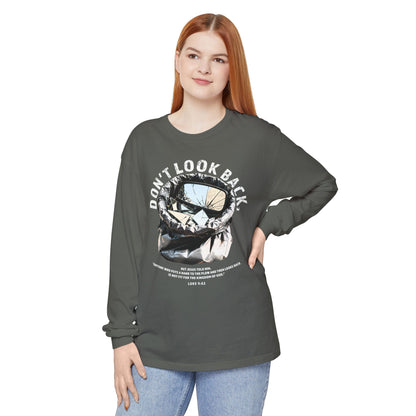 Don't Look Back Luke 9:62 T-Shirt — Inspirational Bible Verse Tee