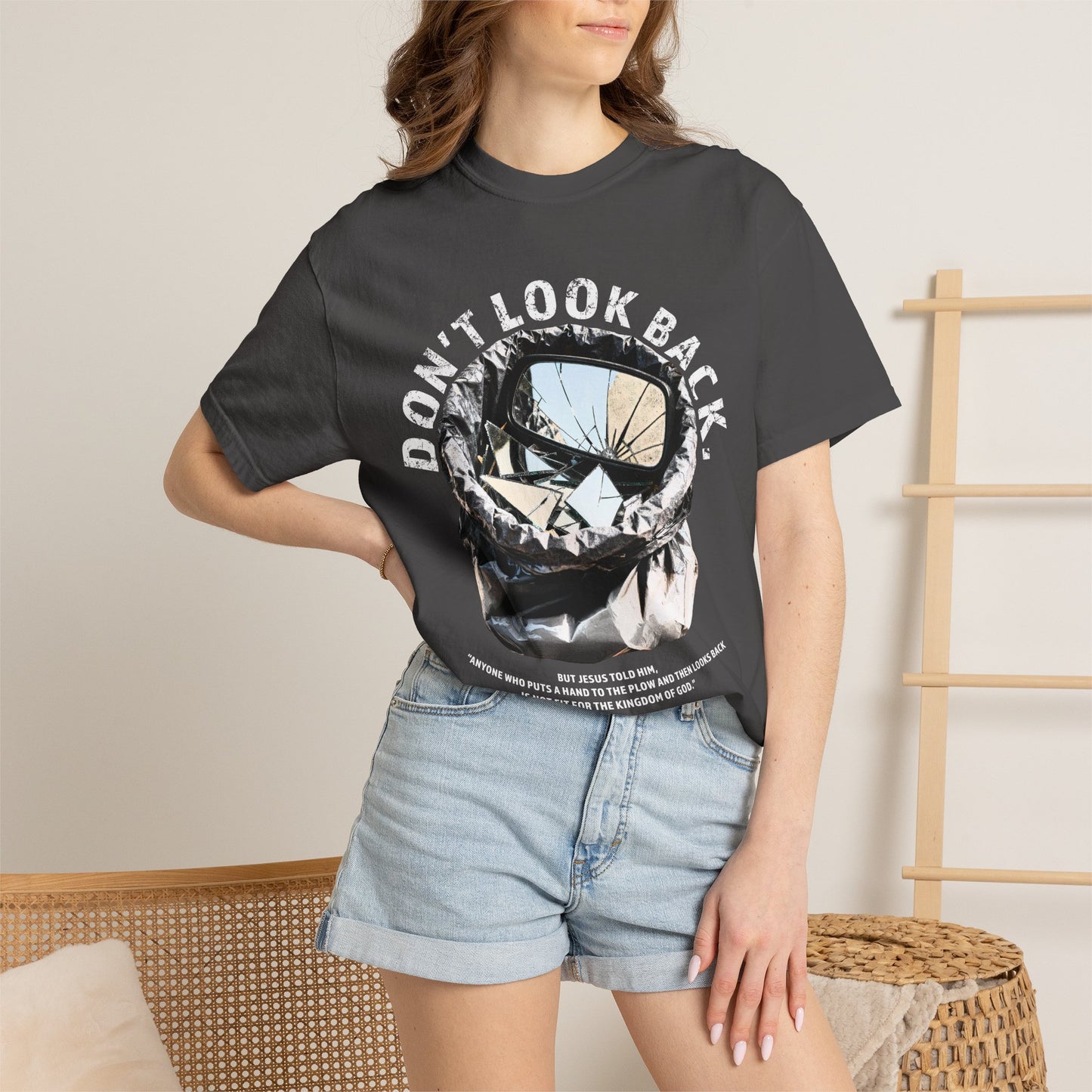 Don't Look Back Luke 9:62 T-Shirt — Inspirational Bible Verse Tee