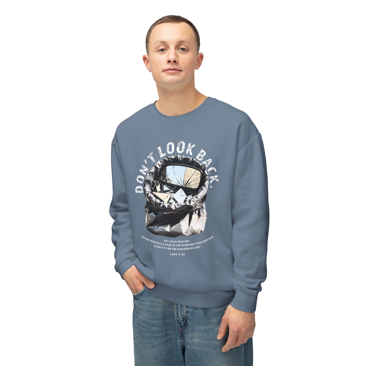 Don't Look Back Luke 9:62 T-Shirt — Inspirational Bible Verse Sweatshirt