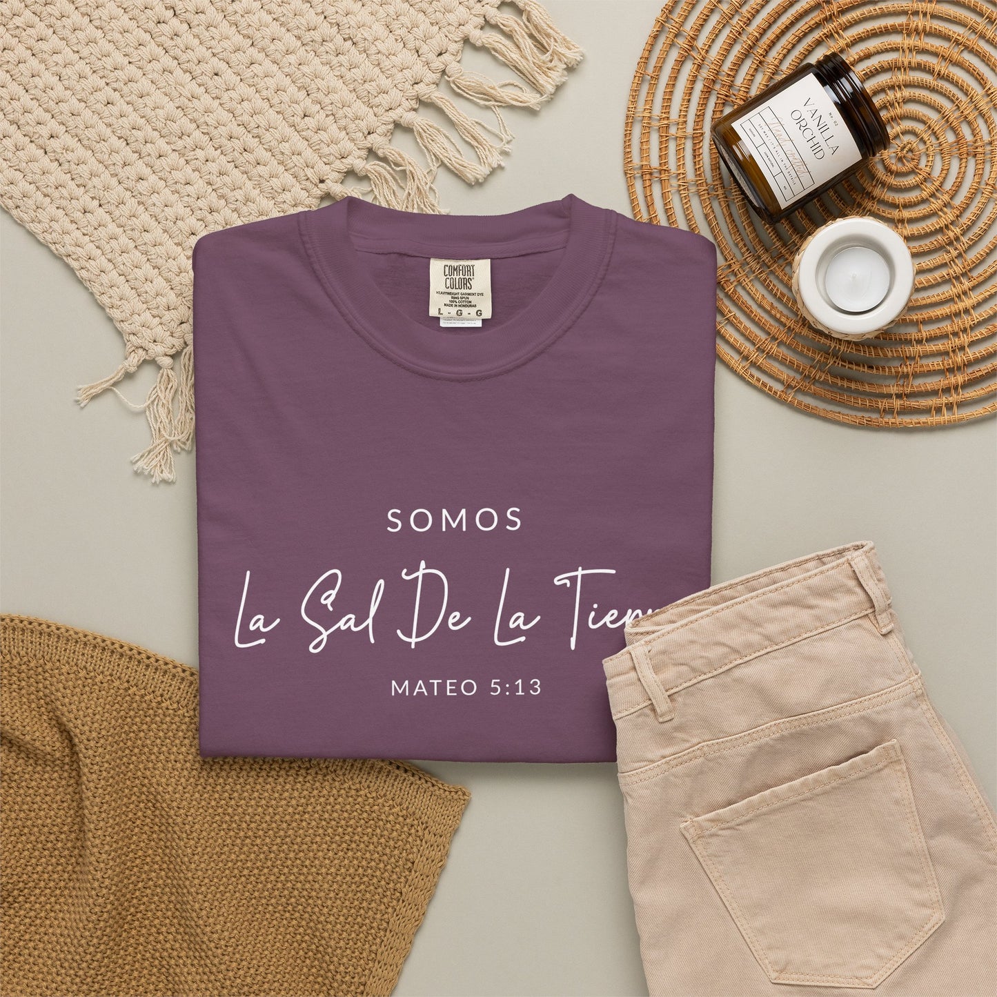 Somos la Sal de la Tierra Mateo 5:13 100% Cotton T-Shirt — Spanish Wise Woman Bible Verse