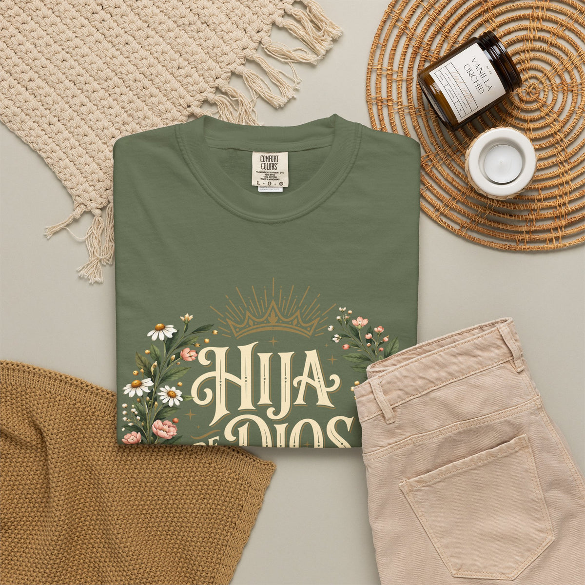 Hija de Dios Floral T‑Shirt — Juan 1:12 Christian Tee