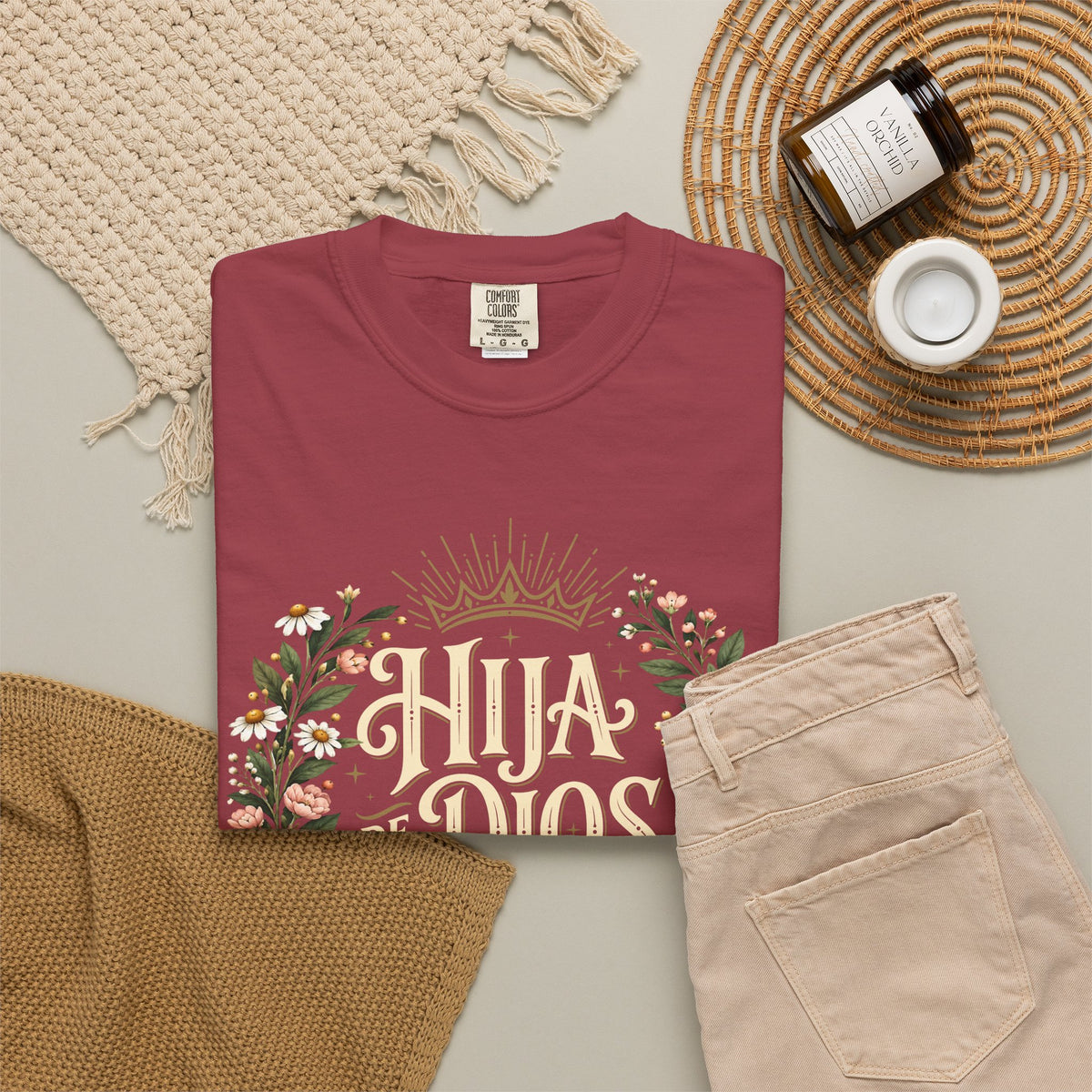 Hija de Dios Floral T‑Shirt — Juan 1:12 Christian Tee