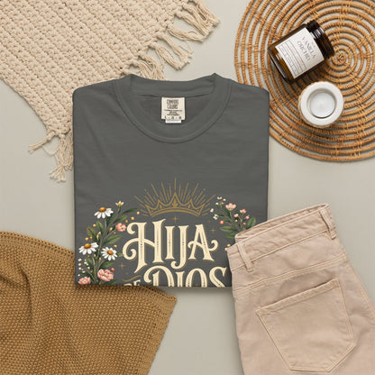 Hija de Dios Floral T‑Shirt — Juan 1:12 Christian Tee