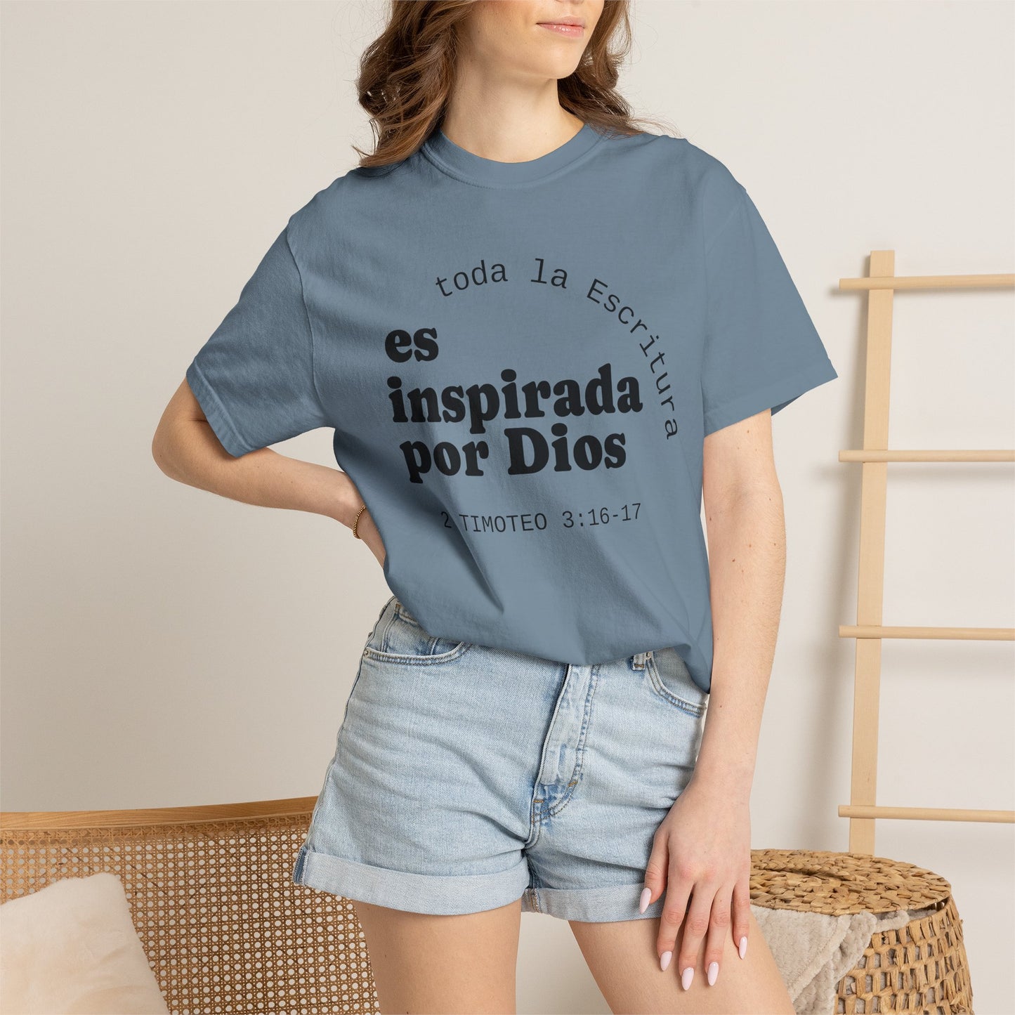 Toda la Escritura es inspirada por Dios  "2 Timoteo 3:16-17" 100% Cotton Shirt