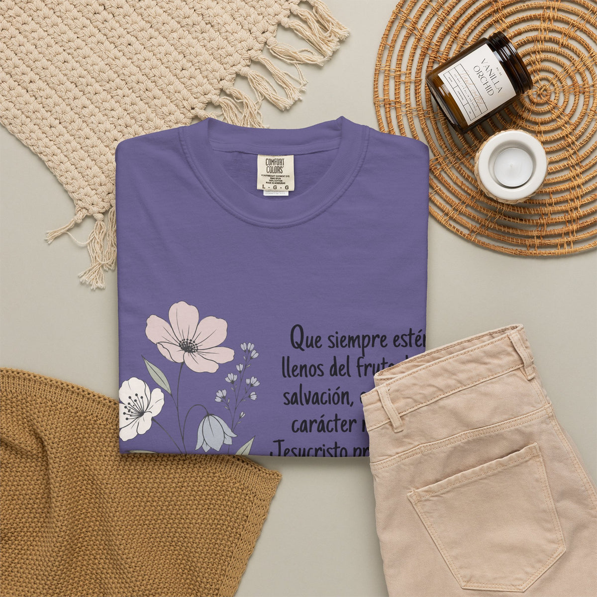 Christian Floral Verse T-Shirt — Spanish Filipenses 1:11 Scripture Tee