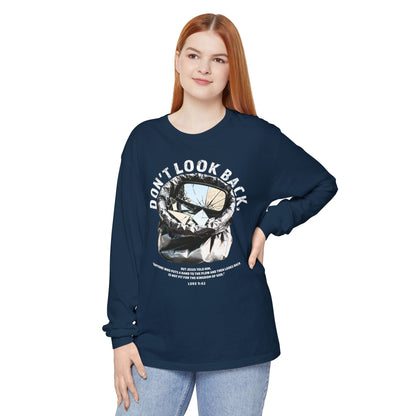 Don't Look Back Luke 9:62 T-Shirt — Inspirational Bible Verse Tee