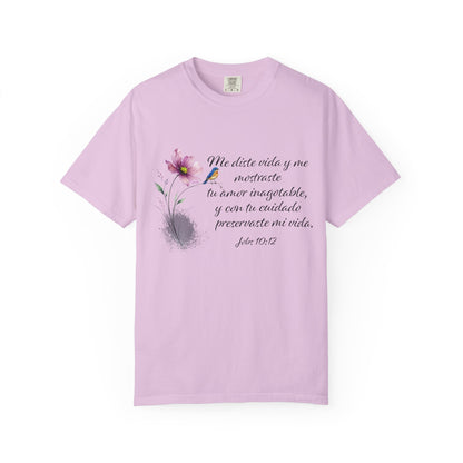 Inspirational Spanish Bible Verse T-Shirt – John 10:12 Floral Tee