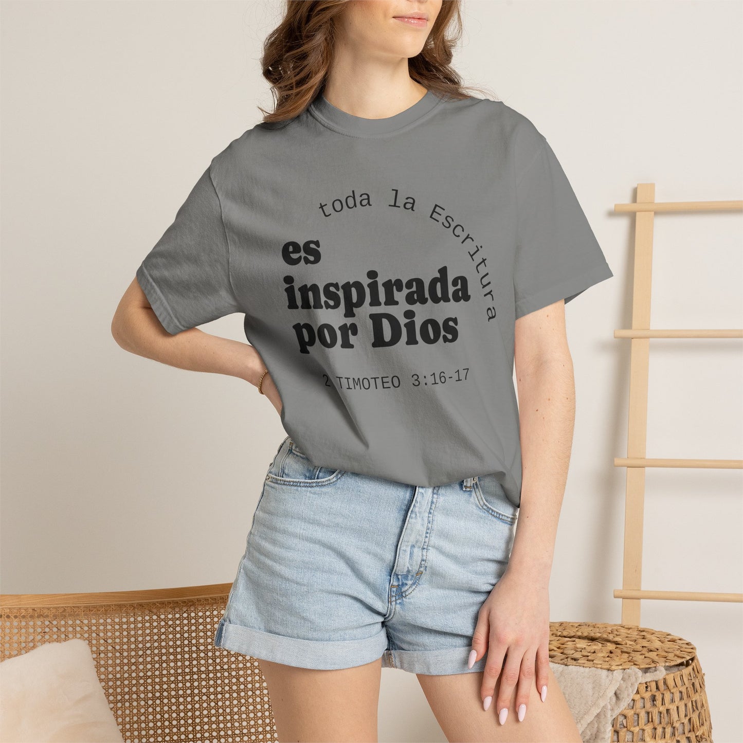 Toda la Escritura es inspirada por Dios  "2 Timoteo 3:16-17" 100% Cotton Shirt