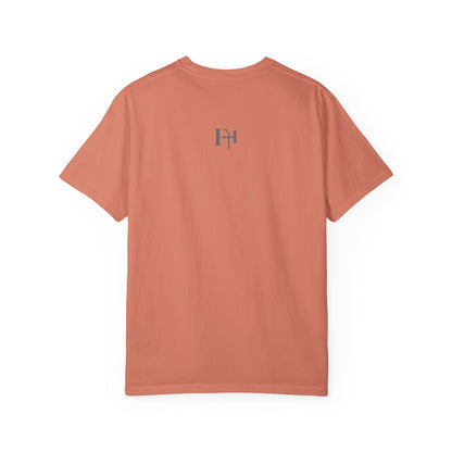 Inspirational Spanish Bible Verse T-Shirt – John 10:12 Floral Tee
