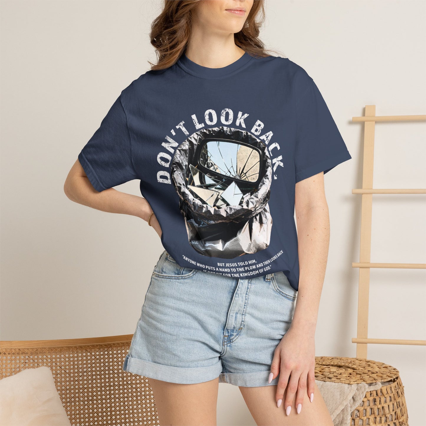 Don't Look Back Luke 9:62 T-Shirt — Inspirational Bible Verse Tee