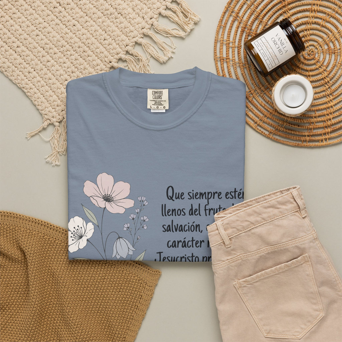 Christian Floral Verse T-Shirt — Spanish Filipenses 1:11 Scripture Tee