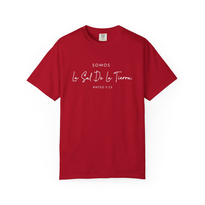 Somos la Sal de la Tierra Mateo 5:13 100% Cotton T-Shirt — Spanish Wise Woman Bible Verse