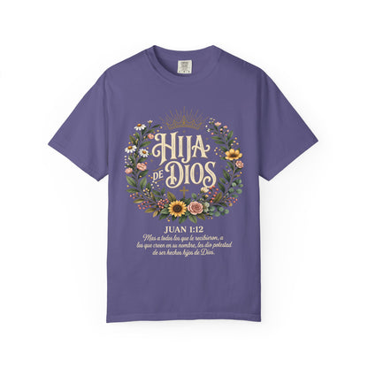 Hija de Dios Floral T‑Shirt — Juan 1:12 Christian Tee