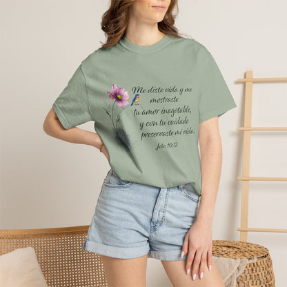 Inspirational Spanish Bible Verse T-Shirt – John 10:12 Floral Tee