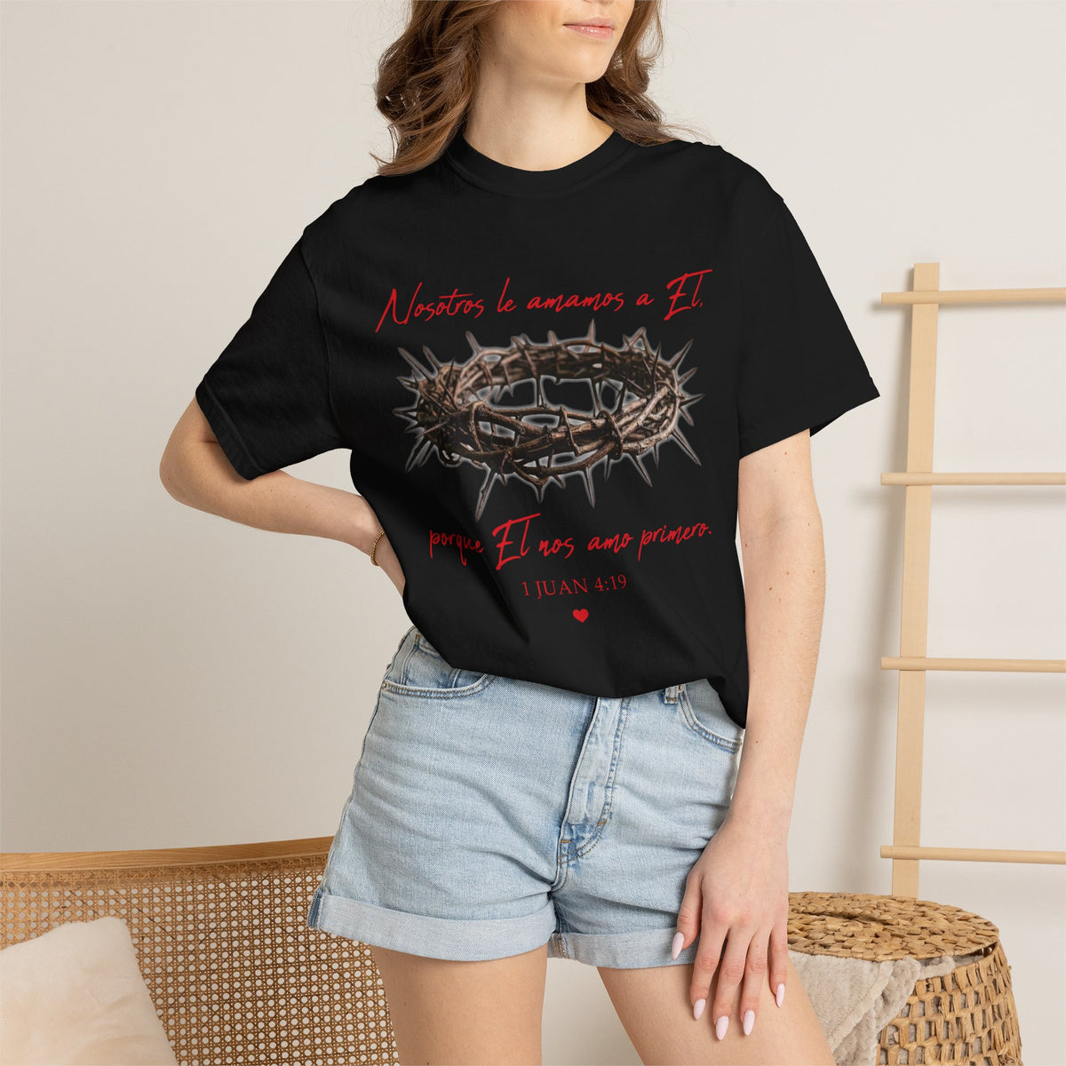 Jesus Crown of Thorns T-Shirt — "Naciste a amarme a Él" Christian Faith Tee